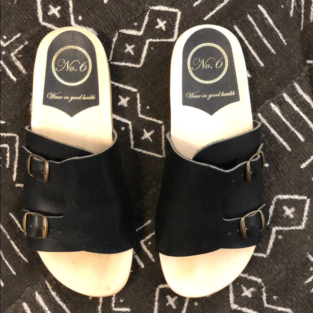 No.6 clog flat black buckle sandals size 6